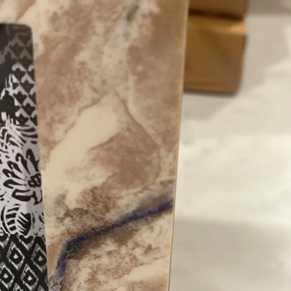Creative Co-Op Marbled Cream Color 4